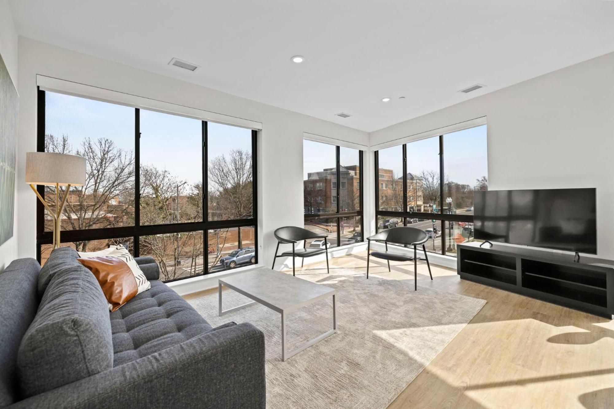 Placemakr Cathedral Heights Apartment Washington Room photo