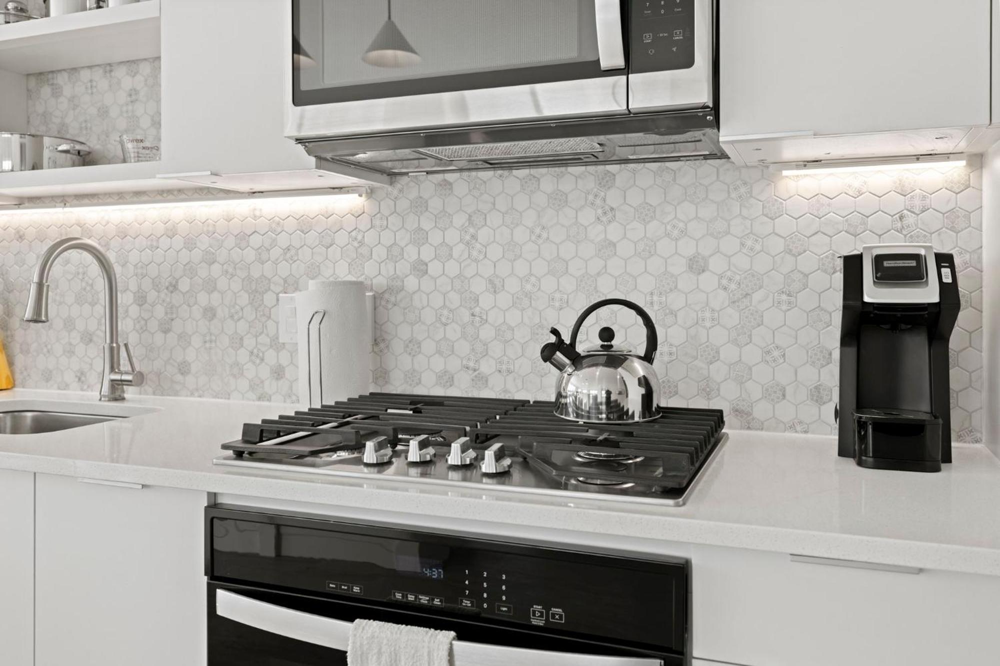 Placemakr Cathedral Heights Apartment Washington Room photo